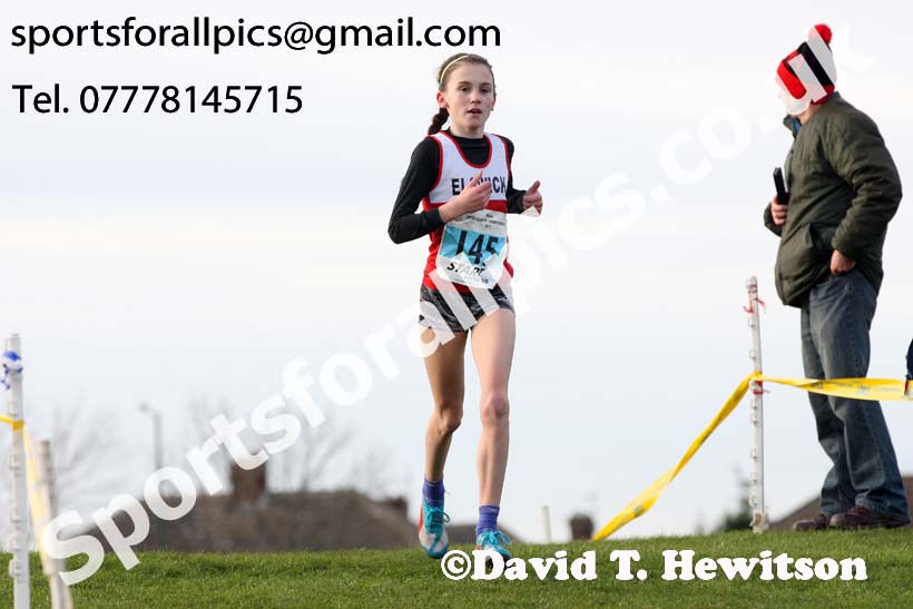 Girls under-13 North Eastern Cross Country, Redcar. Photo:  David T. Hewitson/Sports for All Pics